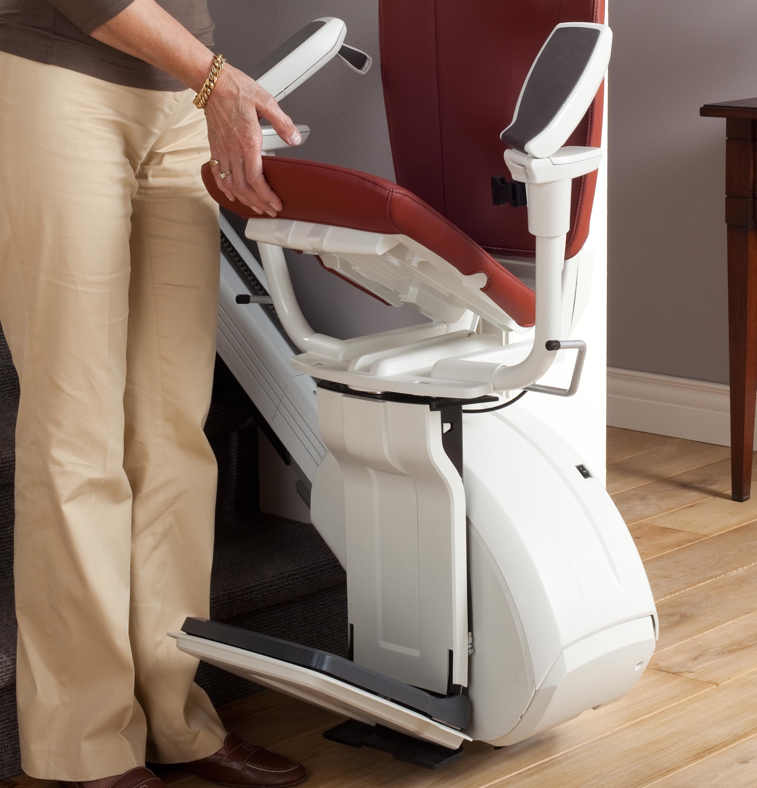 Salvaescaleras Homeglide Extra RedLift Accesibilitat